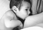 ostéopathe paris 14 bébé nourisson femme enceinte allaitement